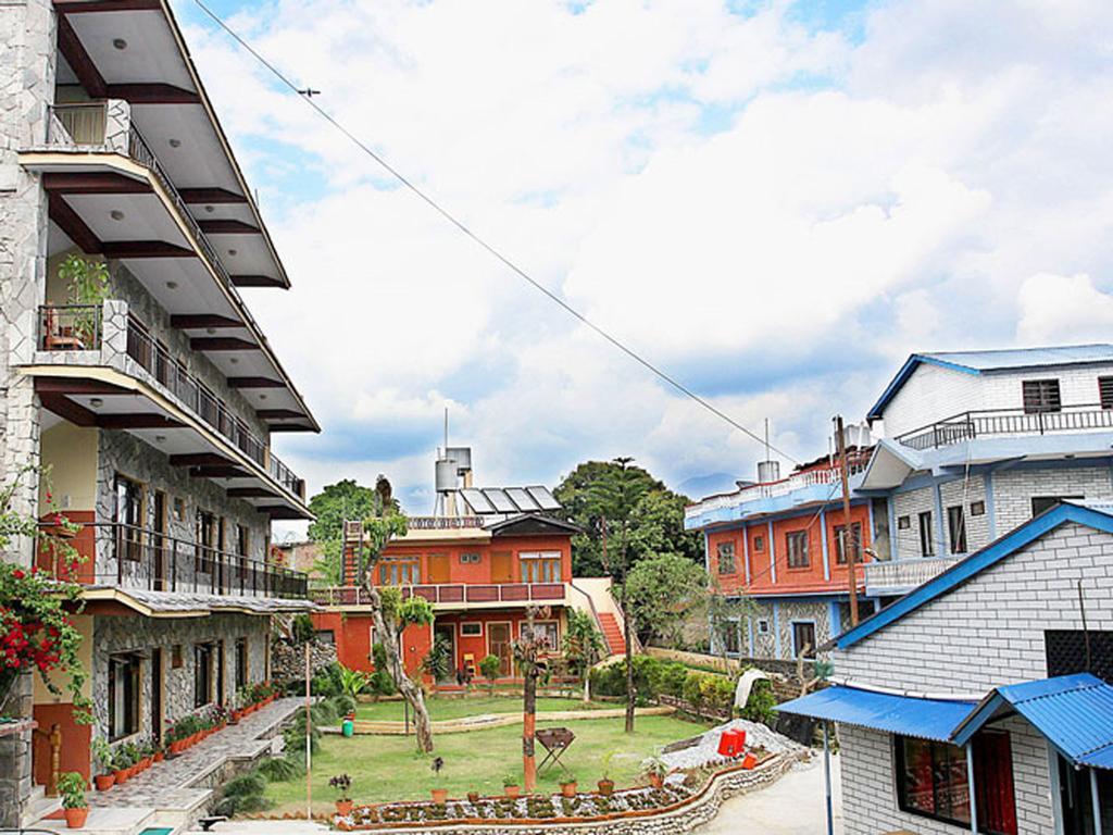 Trekkers Lodge Pokhara Esterno foto