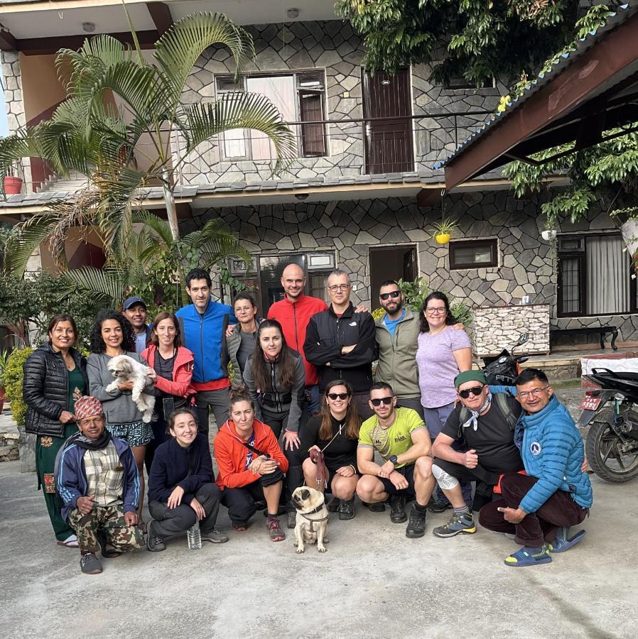 Trekkers Lodge Pokhara Esterno foto