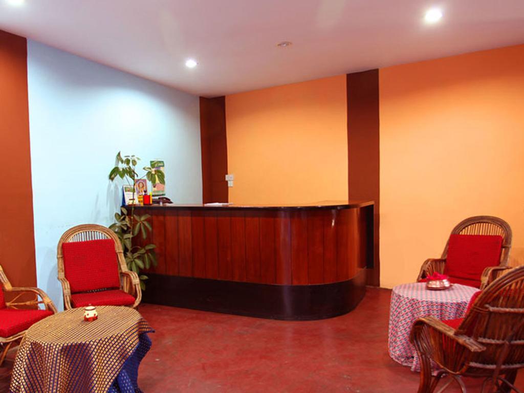 Trekkers Lodge Pokhara Esterno foto