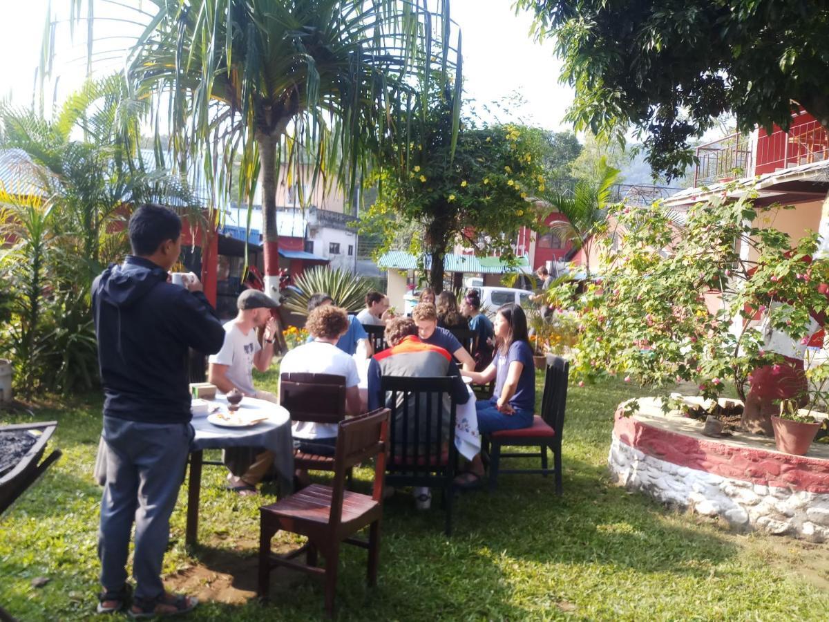 Trekkers Lodge Pokhara Esterno foto